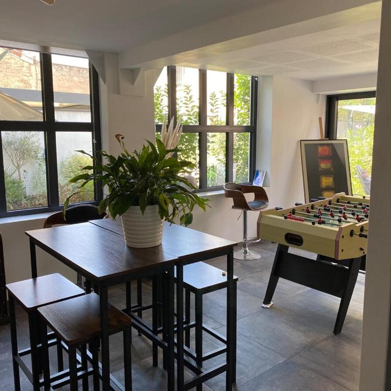 Loft 90m2 avec spa chauffé unique à Lyon - One-Bedroom House - 54