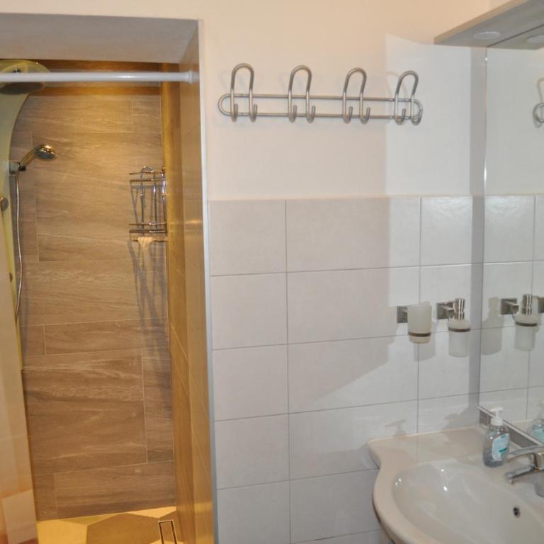 Casa Petrolli - Appartamento con 2 Camere da Letto - 14