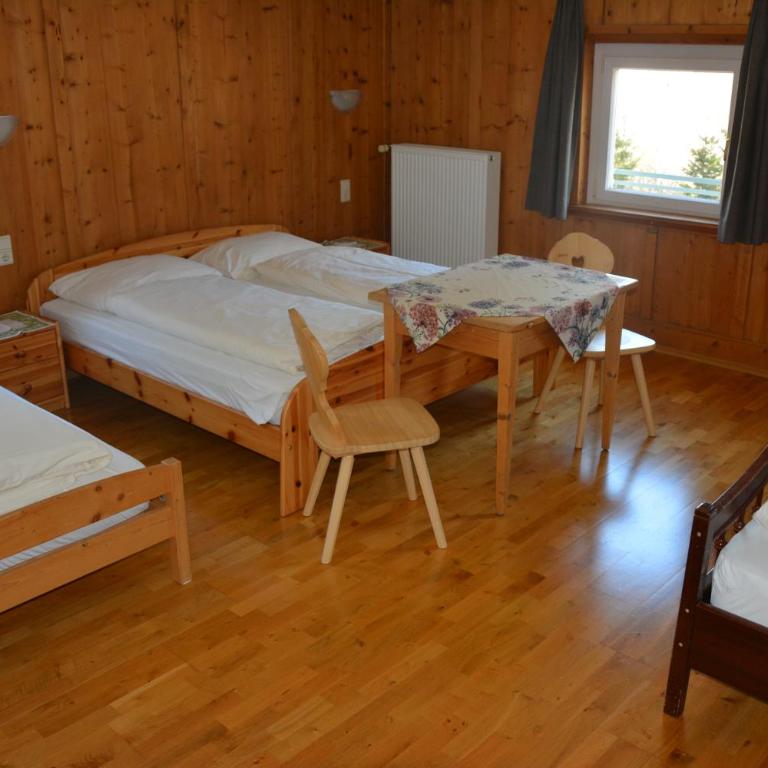 Villa Vidal - Camera Familiare con Vista Montagna - 1