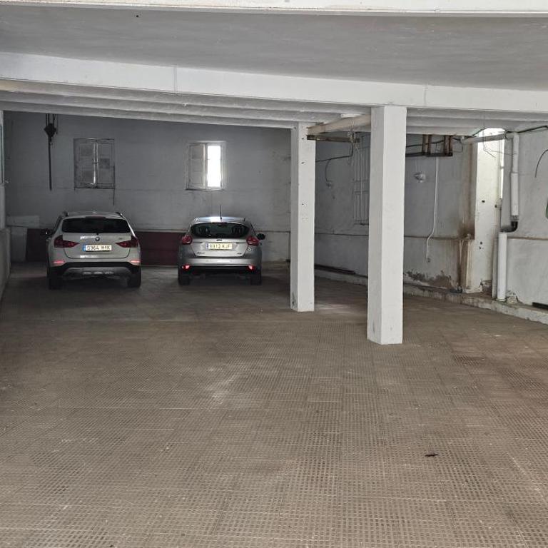 APARTAMENTOS,Puerta de Bisagra-PARKING GRATIS - Apartamento de 2 dormitorios - 2