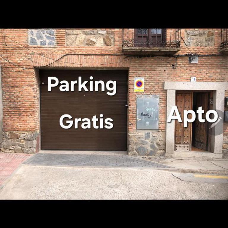 APARTAMENTOS,Puerta de Bisagra-PARKING GRATIS - Apartamento Estándar de 3 dormitorios - 1