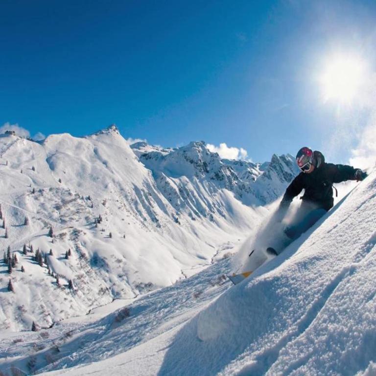 Luxury Chalet Gaschurn near Ski Lift - Superior Chalet - 37