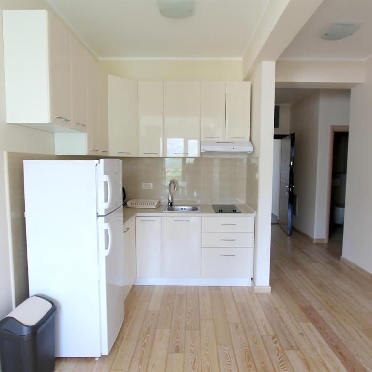 Apartments Aqua - Apartman sa 2 Spavaće Sobe, Balkonom i Pogledom na More - 11