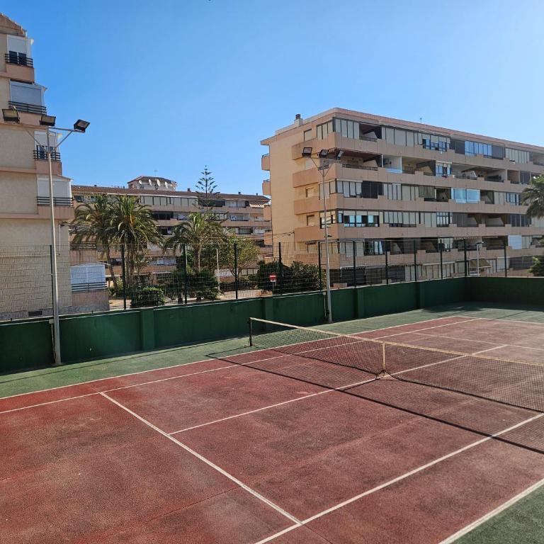 Apartamento con vistas al mar Torrevieja - One-Bedroom Apartment - 14