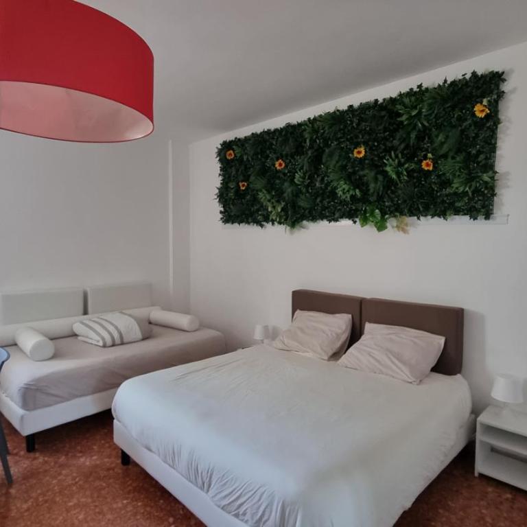 BAM BAM TIBURTINA Guesthouse - Quadruple Room with Bathroom - 14