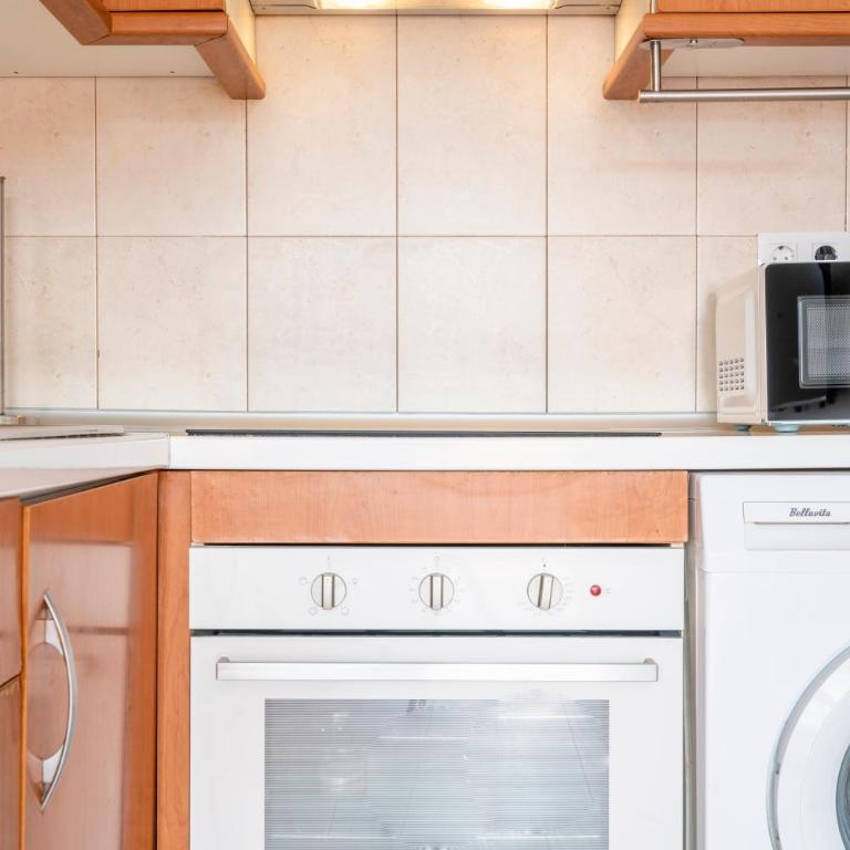 Apartamentos Noviembre - Deluxe One-Bedroom Apartment with City View - 3