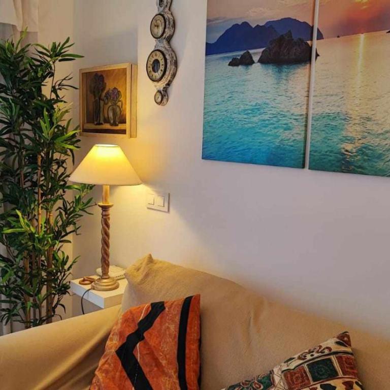 Casa Blanca 42 – Piscina, BBQ y Wifi (6 pax) - Bungalow Familiar - 29