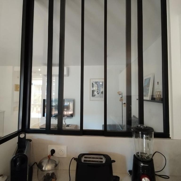Central, terrasse, proche plage et toute proximité - Appartement 1 Chambre - 25