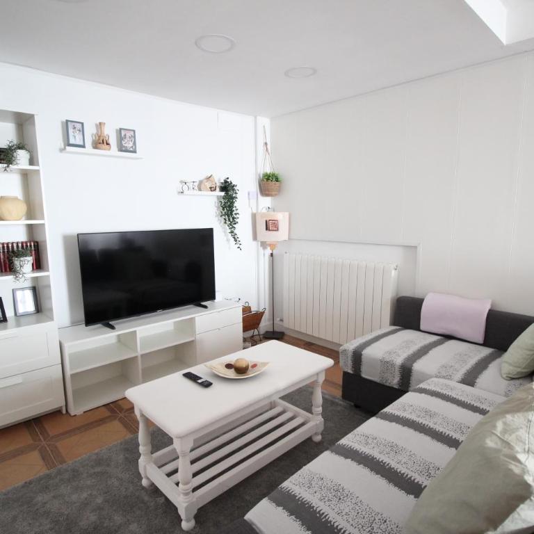 Gran Piso con Parking Privado - Apartment mit 3 Schlafzimmern - 41