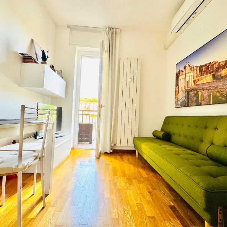 Central quiet flat Free Parking - One-Bedroom Apartment - 2