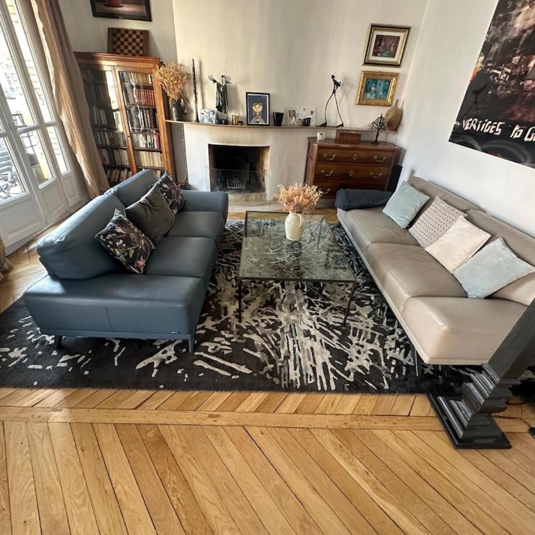 Beautiful Apartment with Seine and Musée d'Orsay View - Appartement 2 Chambres avec Balcon - 11