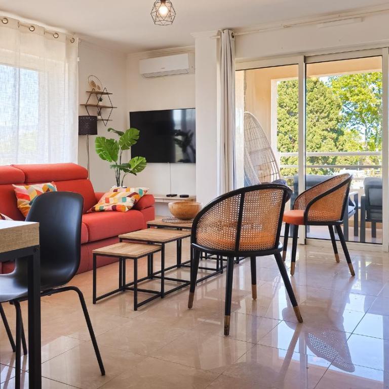 Appartement Luxueux "Entre Bord de Mer & Montagne" - by Résidence La Fontaine - Three-Bedroom Apartment - 11