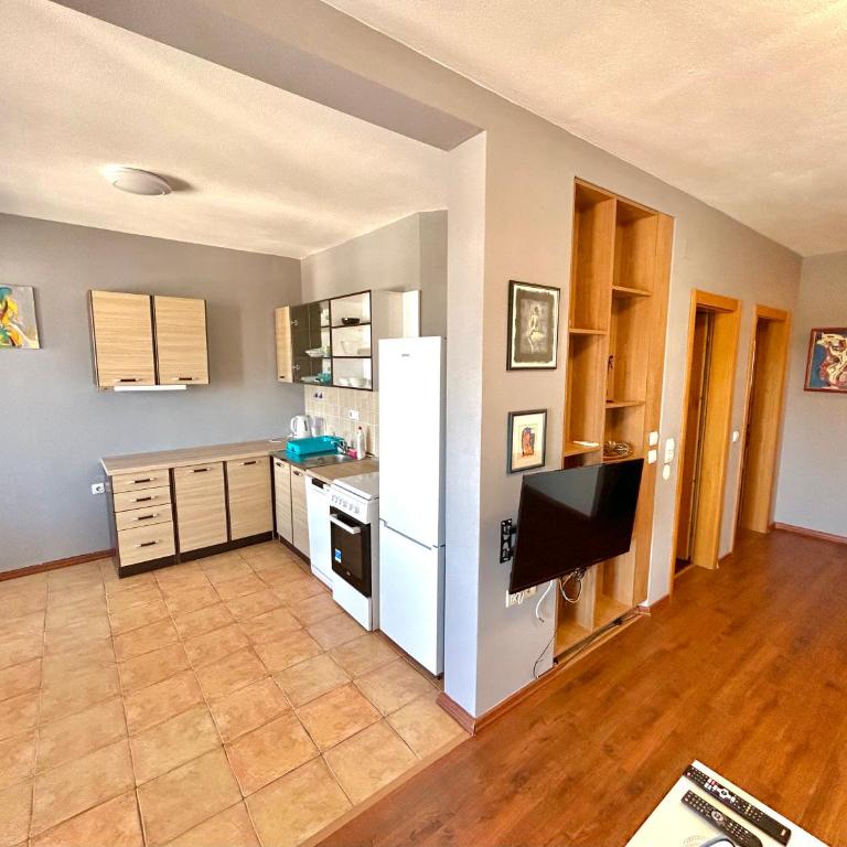 Romantica Apartments - Apartman sa 2 Spavaće Sobe, Balkonom i Pogledom na More - 3