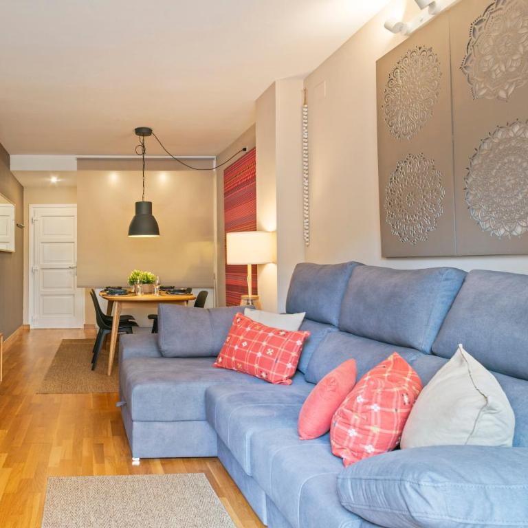 Click&Flat Charming Riera - Two-Bedroom Apartment with Balcony - 15