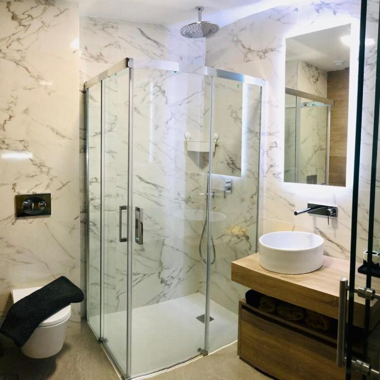 Penthouse Laguna Rosa - Three-Bedroom Apartment - 11