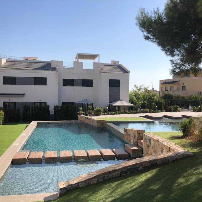 Penthouse Laguna Rosa - Three-Bedroom Apartment - 38