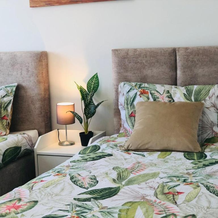 Penthouse Laguna Rosa - Three-Bedroom Apartment - 55