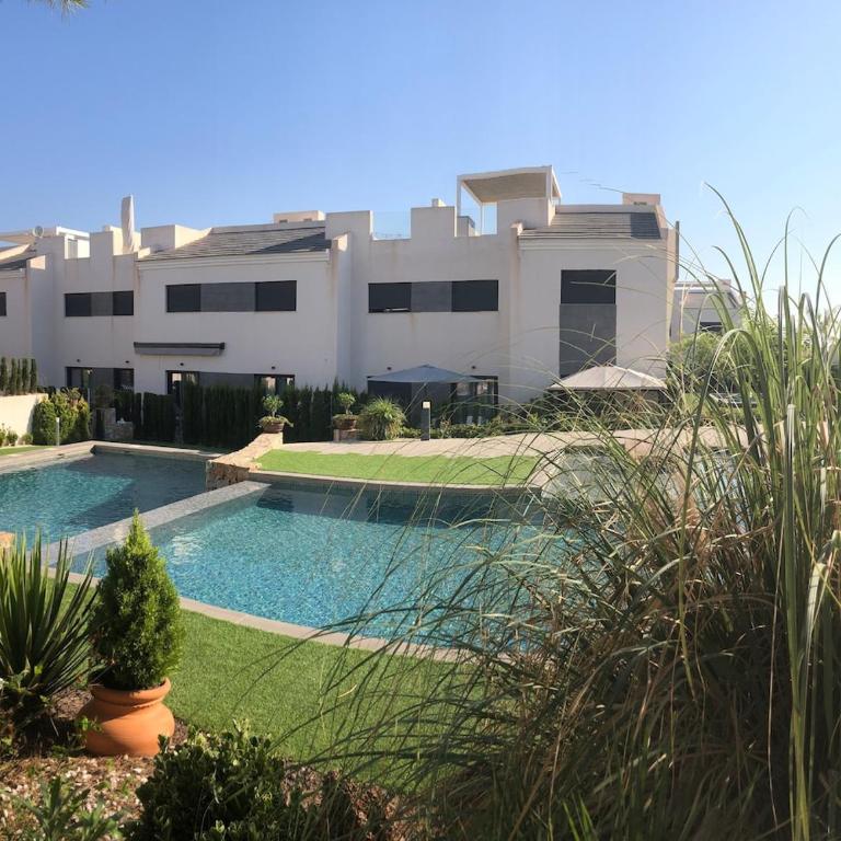 Penthouse Laguna Rosa - Three-Bedroom Apartment - 61