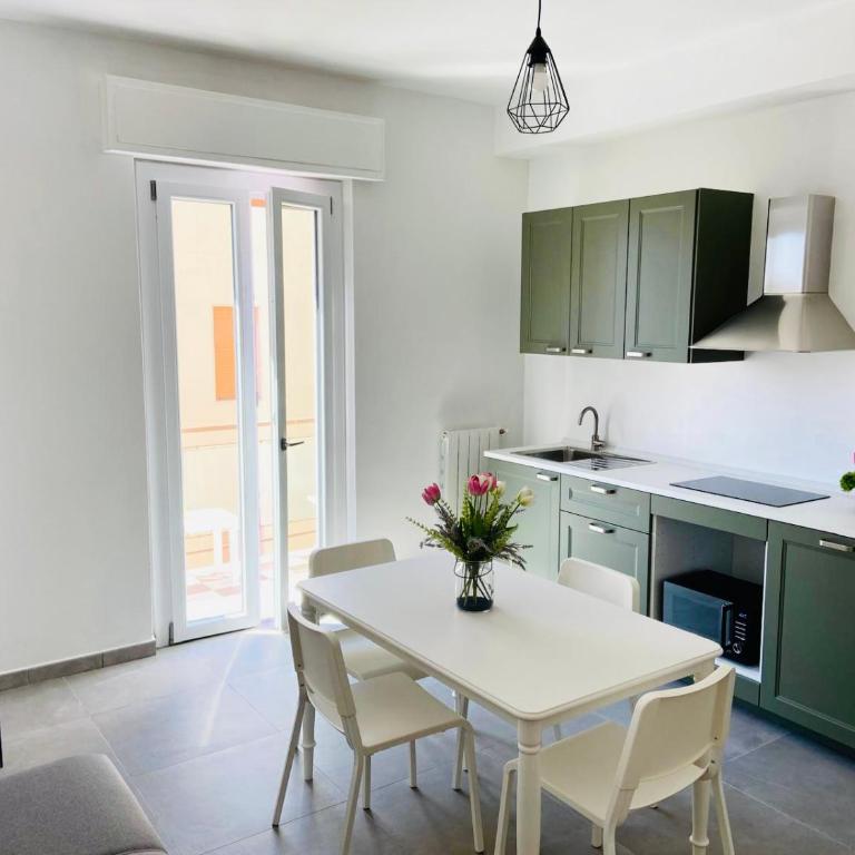 Micrea House Lido Beach - Appartamento con 1 Camera da Letto e Balcone - 6