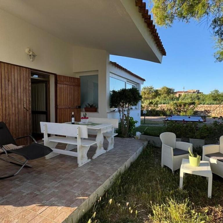 Tina's Tiny House - 10 meters from the beach - Casa con 2 Camere da Letto - 20