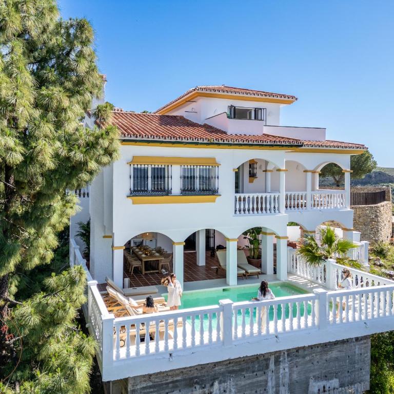 Villa Solazul in El Atabal, Malaga by TCM - Villa - 2