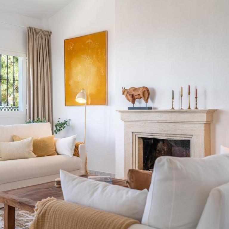 Villa Solazul in El Atabal, Malaga by TCM - Villa - 3