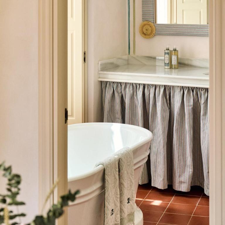 Cristine Bedfor Malaga Boutique Hotel - Habitación Doble Superior - 8