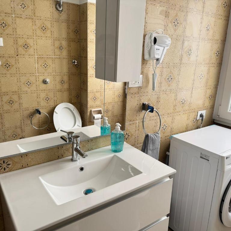 Piramide-Ostiense Two Bedroom Apartment - Appartamento con 2 Camere da Letto - 15