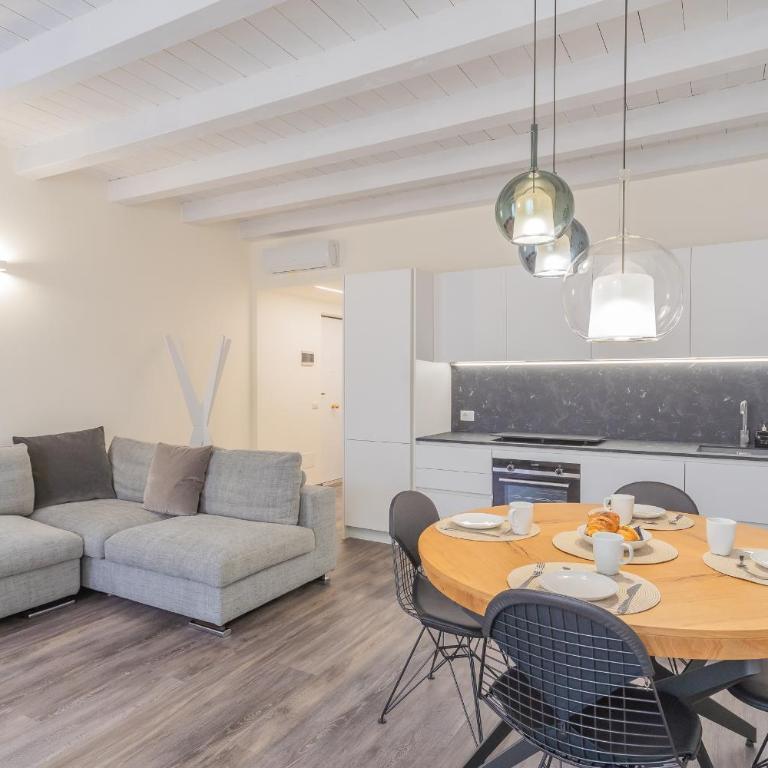 Modern Stylish Apartment in Como City - Appartamento - 1