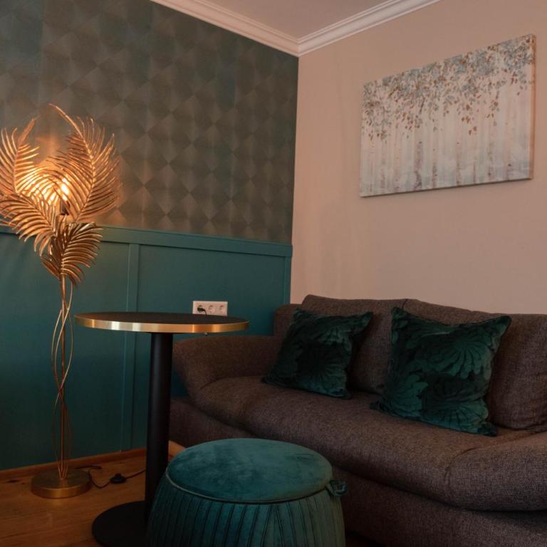 ZUM SCHLOSS - Boutique-Hotel - Superior Doppelzimmer - 4