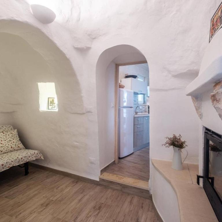Villa Trullo Grazia by Villa Plus - Villa - 11