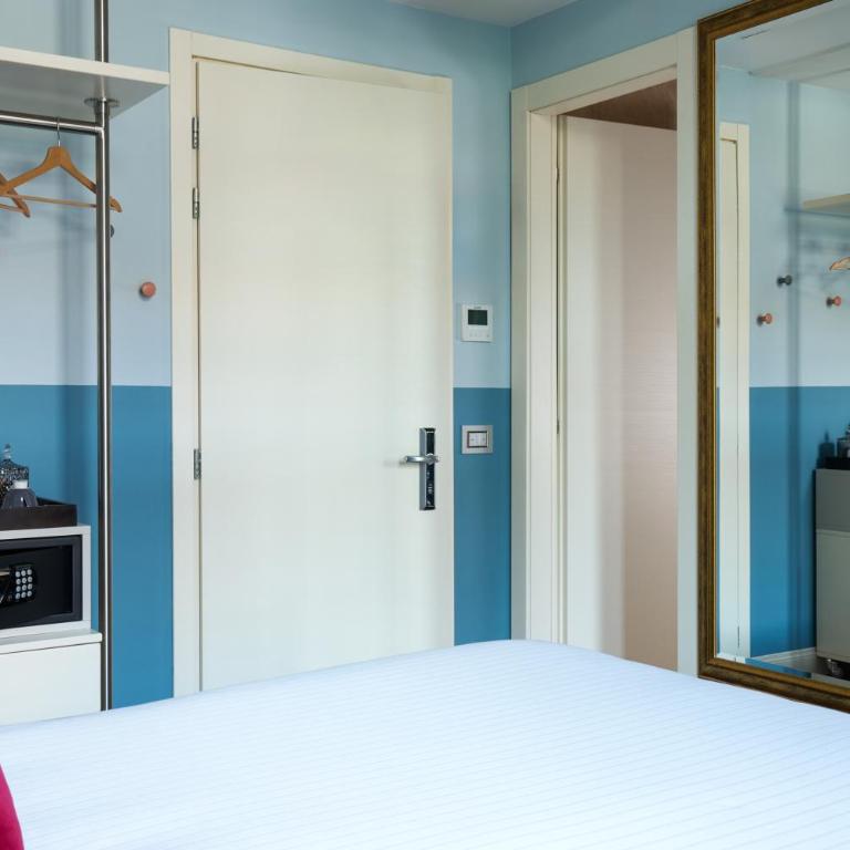 Hotel Indigo Verona - Grand Hotel Des Arts by IHG - Camera Queen Standard con Balcone - 4