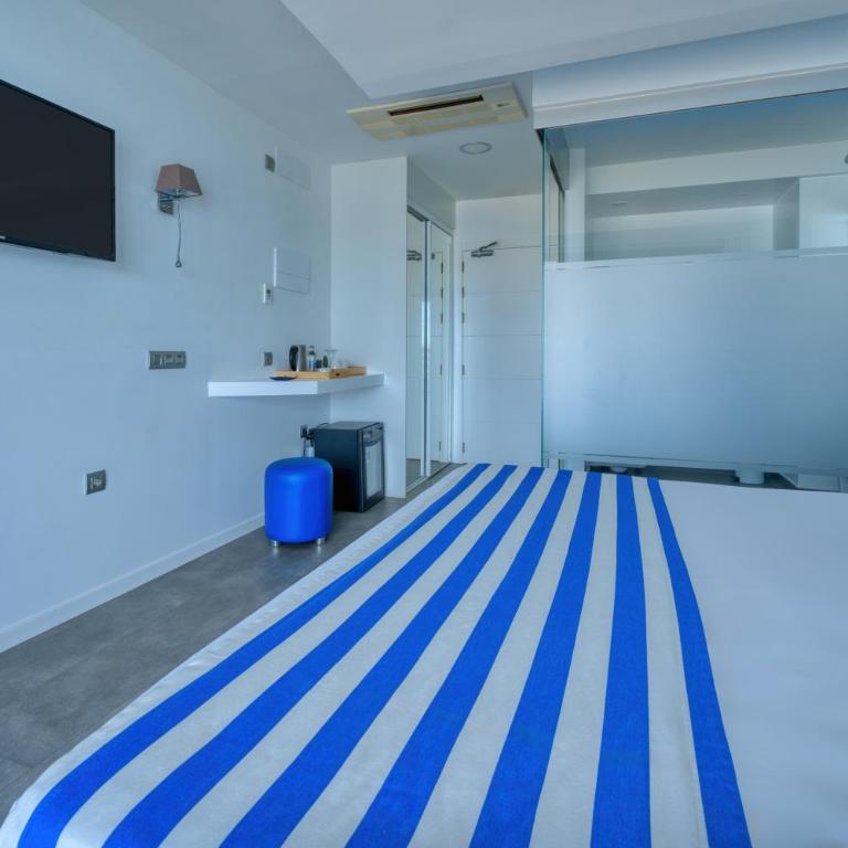 Hotel Boutique La Marquesina - Adults Only - Habitación Doble adaptada para personas con discapacidad con balcón y vistas al mar - 9