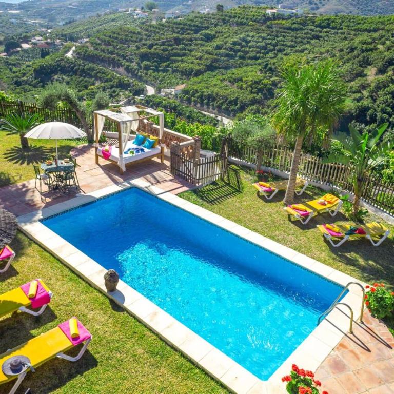 Villa Paraiso by Villa Plus - Villa - 5