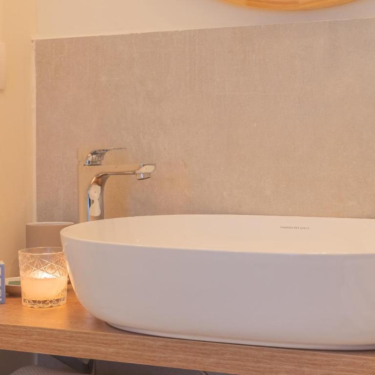 Enchanted Como Lake - City Apartment 2 by Rent All Como - Appartamento con 1 Camera da Letto - 4