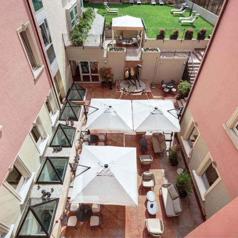Hotel Indigo Verona - Grand Hotel Des Arts by IHG - Camera King Standard con Vista Cortile - 5