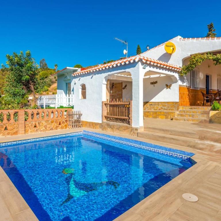 Villa Piedras Blancas by Villa Plus - Villa - 2