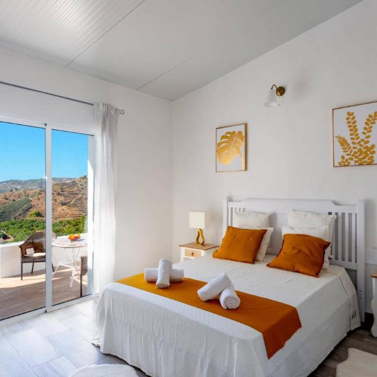 Villa Piedras Blancas by Villa Plus - Villa - 9