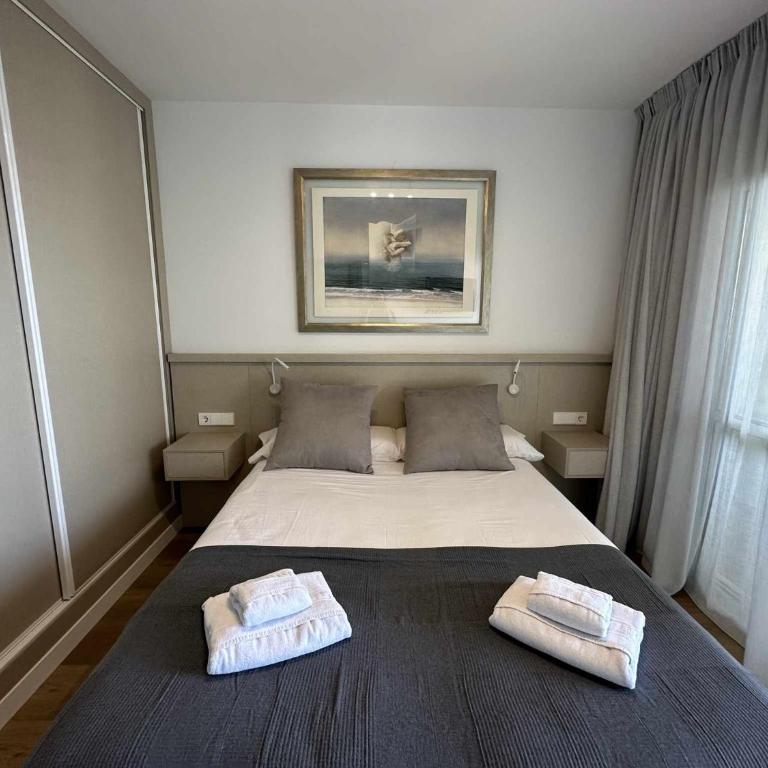 Luxury frontal al mar, Benalbeach - One-Bedroom Apartment - 9