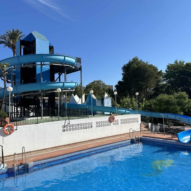 Luxury frontal al mar, Benalbeach - One-Bedroom Apartment - 17