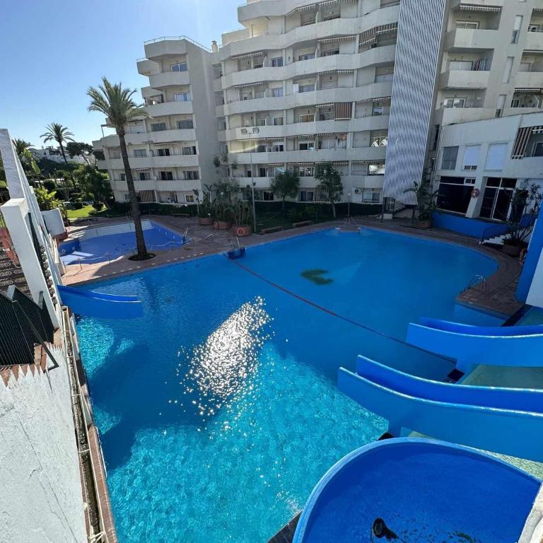 Luxury frontal al mar, Benalbeach - One-Bedroom Apartment - 21