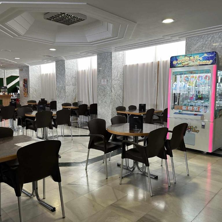 Luxury frontal al mar, Benalbeach - One-Bedroom Apartment - 28