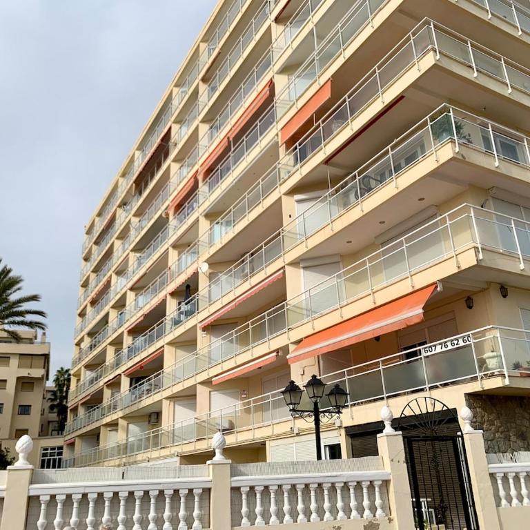 Carihuela beachfront penthouse, unique views - Apartamento de 2 dormitorios con vistas al mar - 55