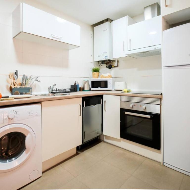 Suite Somontano | 1 Dormitorio | 4 Pax | Balcón - Apartamento de 2 dormitorios - 5