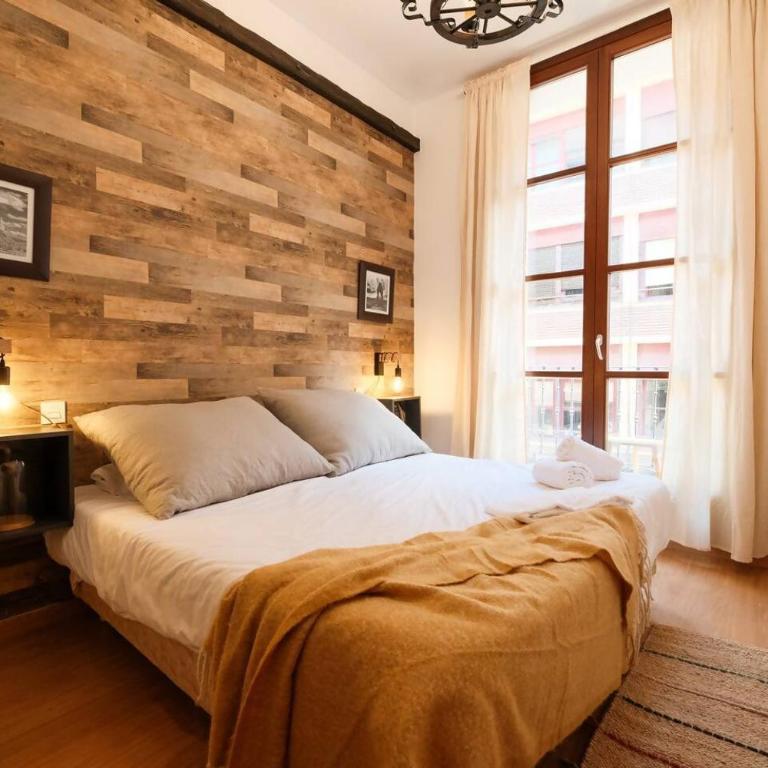 Suite Somontano | 1 Dormitorio | 4 Pax | Balcón - Apartamento de 2 dormitorios - 7