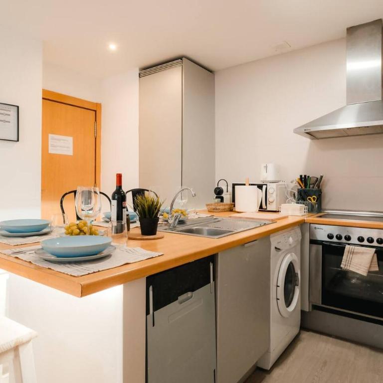 Casa Augusta | Renovada | Centro Histórico | 5 Pax - One-Bedroom Apartment - 2
