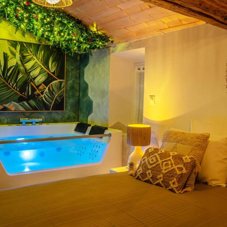 Loft & Spa Scandinave Romantique, King Size, TV 65 - One-Bedroom Apartment - 17