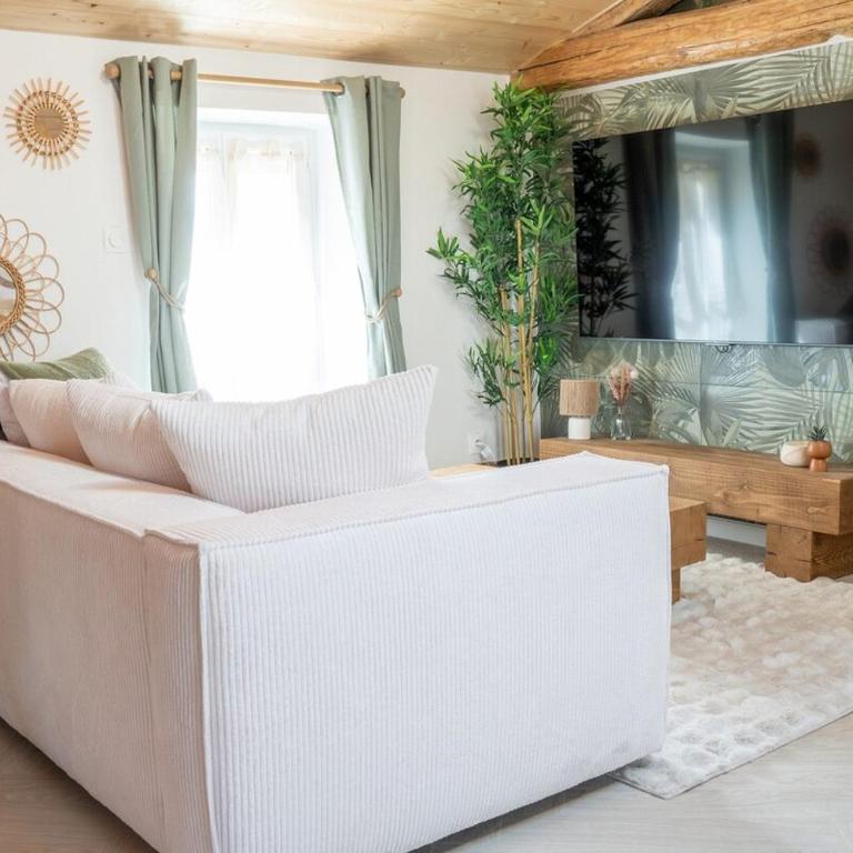 Loft & Spa Scandinave Romantique, King Size, TV 65 - One-Bedroom Apartment - 19