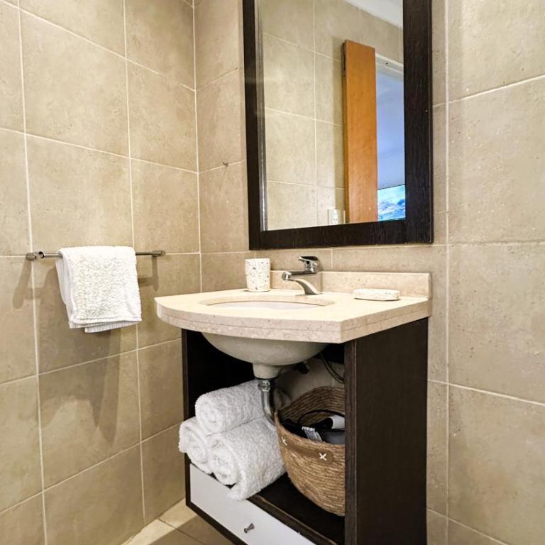 Comfortable and spacious, steps from Parque Las Heras - Apartamento de 1 dormitorio - 12