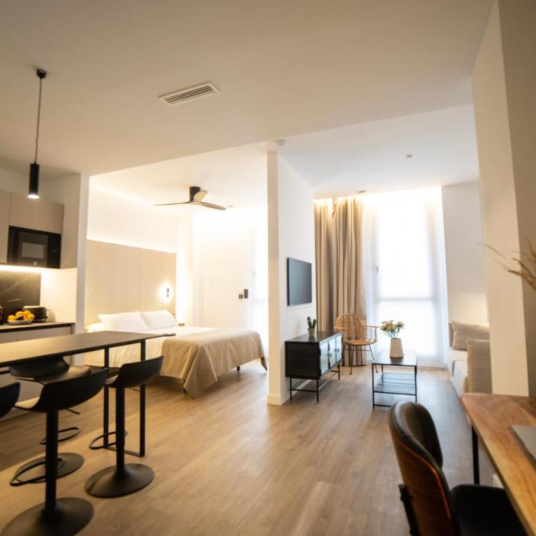 Demetrio By Alma Suites - Deluxe Studio - 11